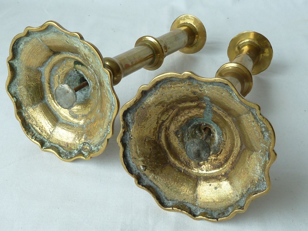 Pair English Georgian Seamed Brass Candlesticks Petal Base 18C View VI