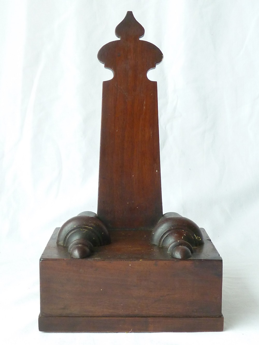 WR IV Mahogany Tray or Platter Stand Easel Makers Mark View III