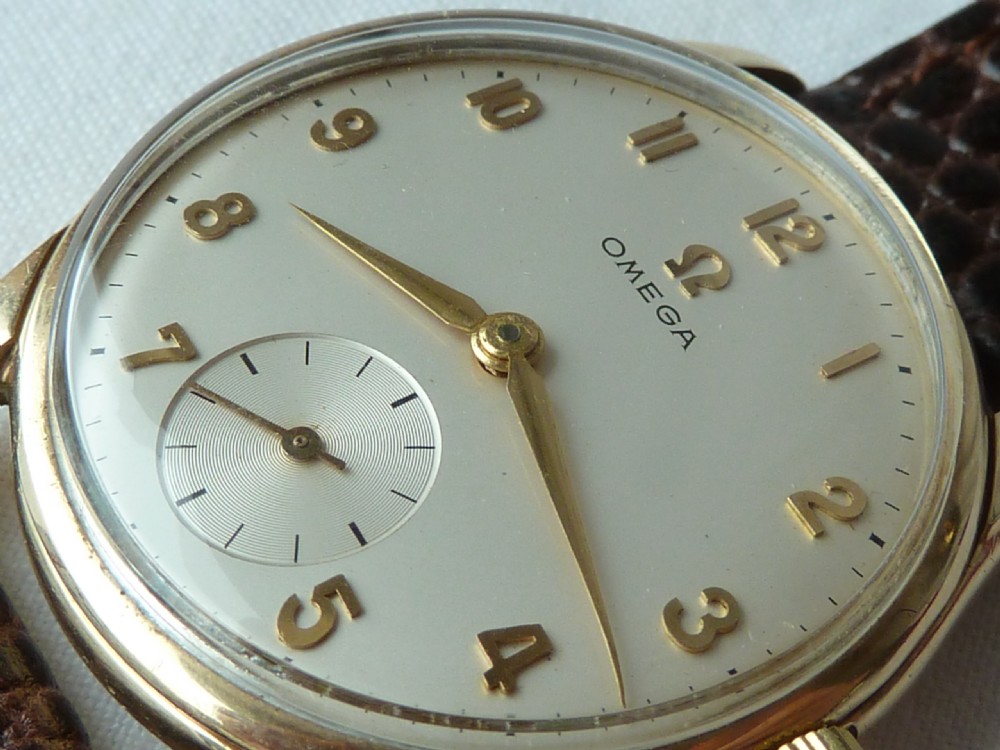 1960 Solid Gold Omega 13339 Wrist Watch 268 Manual Wind Boxed View IV