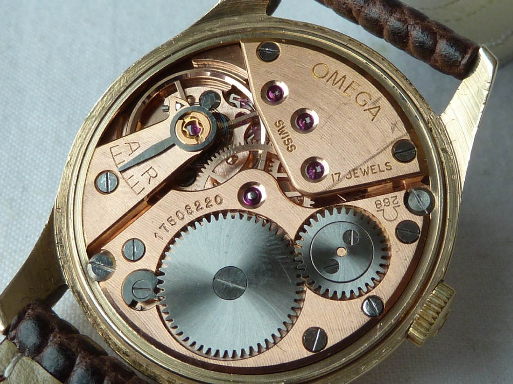 1960 Solid Gold Omega 13339 Wrist Watch 268 Manual Wind Boxed View VIII
