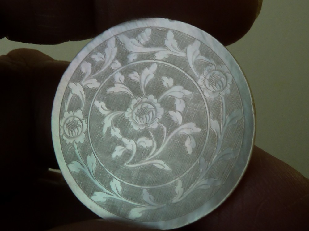 50 Chinese MOP Gaming Counters Mother of Pearl Gambling Georgian View XIX