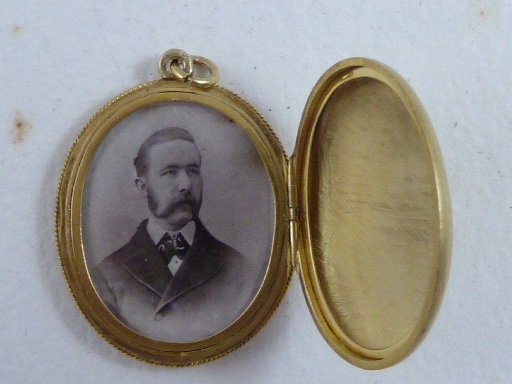 Victorian Solid Yellow Gold Engraved Photo Locket Necklace Pendant  View VII