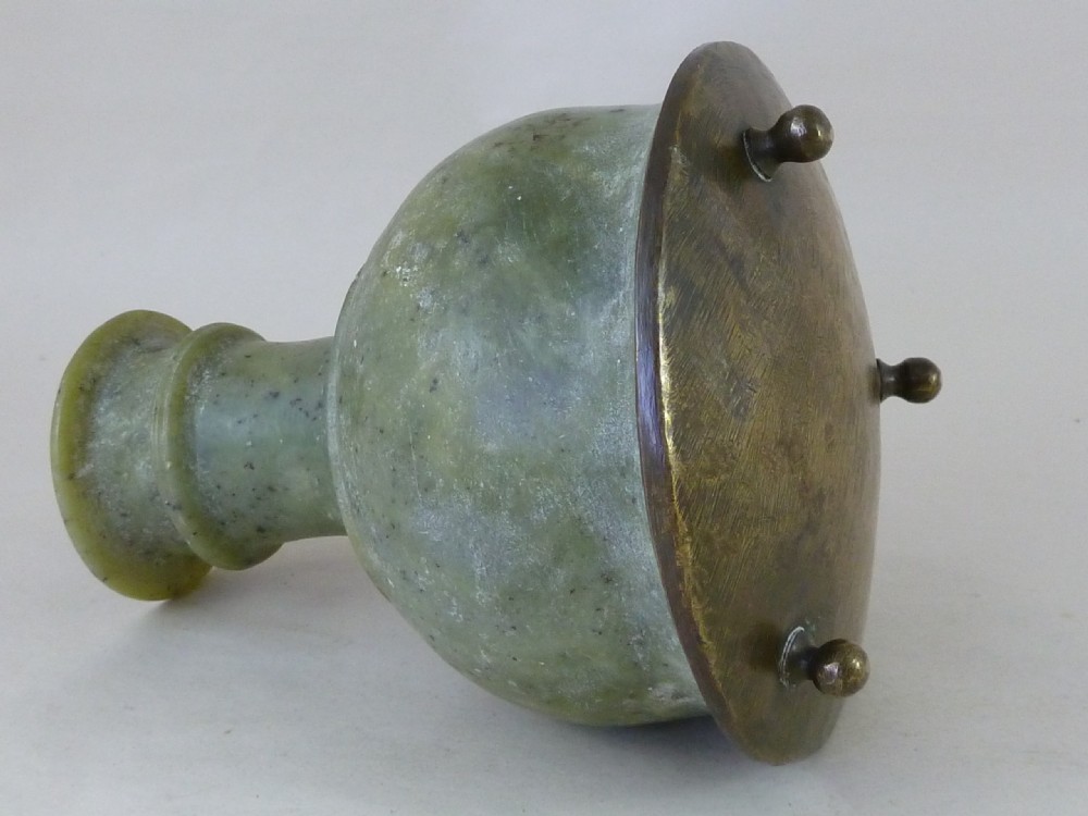 Huqqa Hookah Vase Water Pipe Green Soapstone Brass Indian Mughal View VIII
