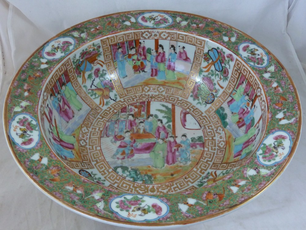 Chinese Export Famille Rose Medallion Large Bowl Basin Cantonese Porcelain