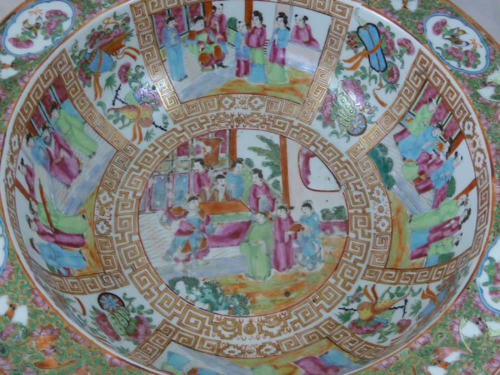 Chinese Export Famille Rose Medallion Large Bowl Basin Cantonese Porcelain View III