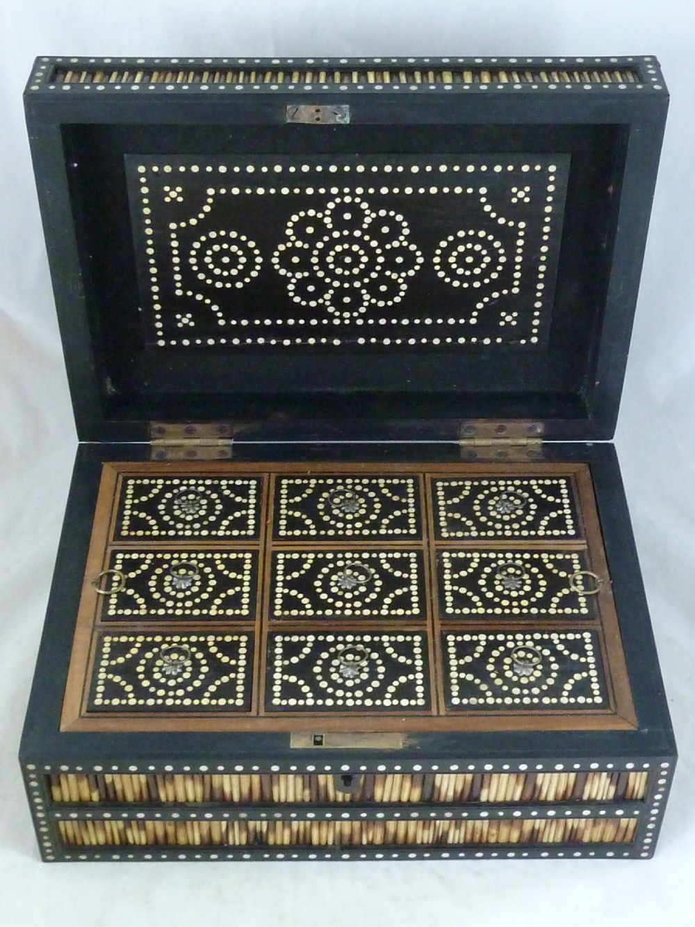 Anglo Indian Ceylon Porcupine Quill Box Jewellery Treasure Bone Ebony  View III