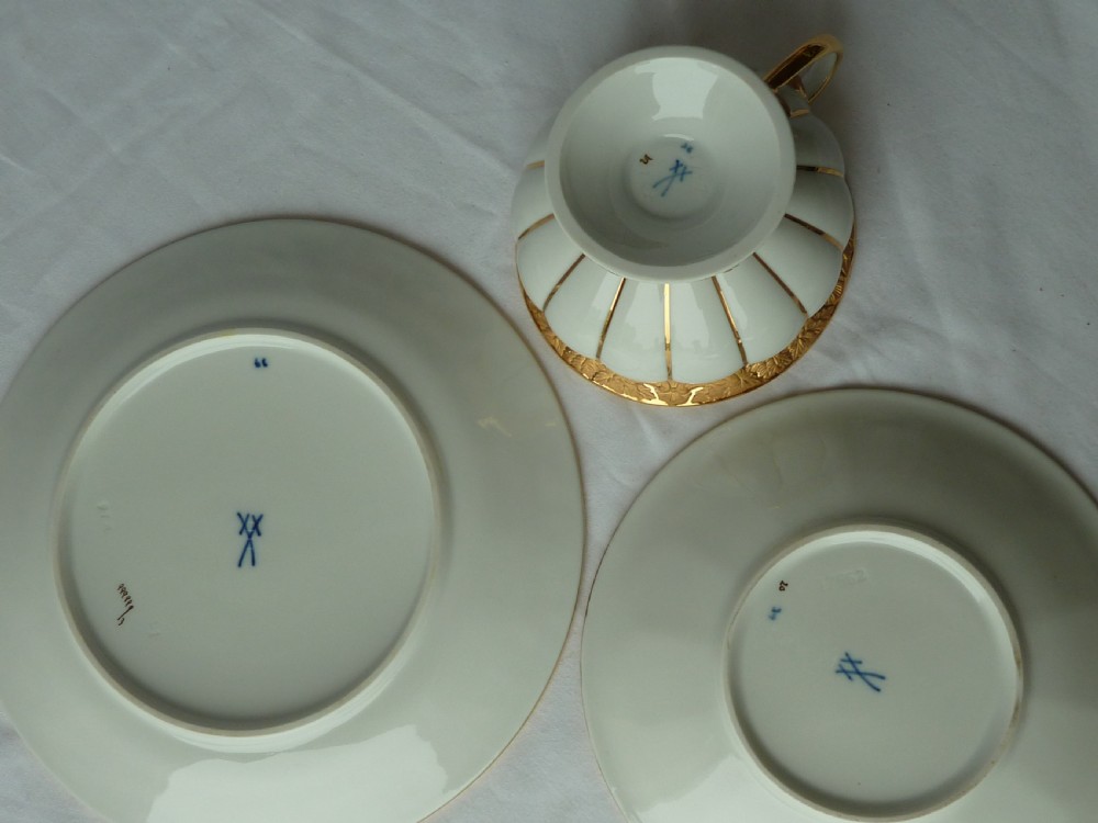 Meissen Golden Baroque Set Porcelain Trio Cup Saucer Plate Cross Swords German View VI