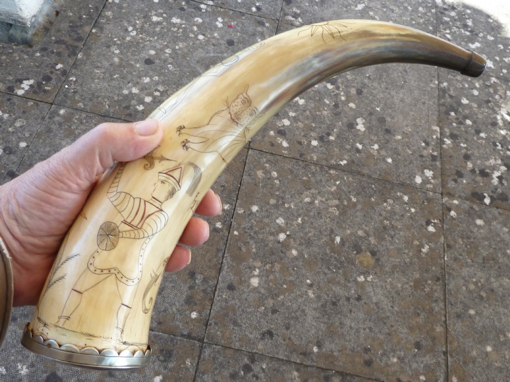 Engraved Powder Horn Naive Folk Art Armorial Mounted View XI