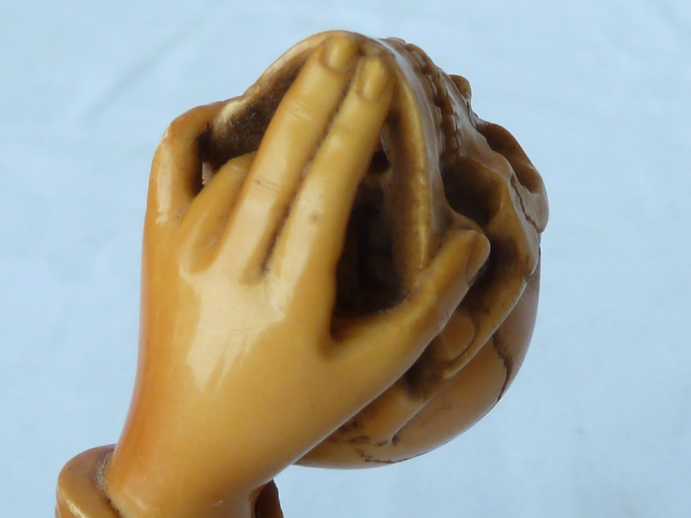 Skull in Hand Carved Meerschaum Pipe Cheroot Holder Amber Case View X