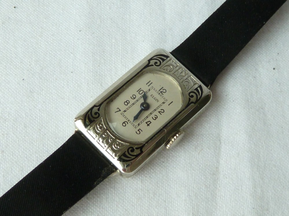 1931 Art Deco White Gold Ladies Elgin USA Black Enamel Parisienne Cocktail Watch View III