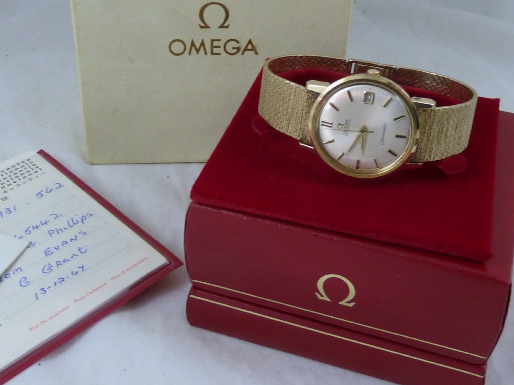 Omega Seamaster Automatic 9ct Gold Bark Bracelet Watch Cal. 562 1967 Boxed View IV