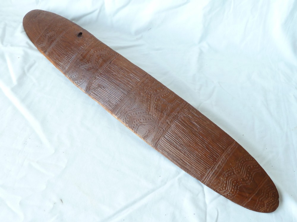 Australian Aboriginal Carved Parrying Shield Club Wunda Fluted Narrow Stick Tribal Art View II