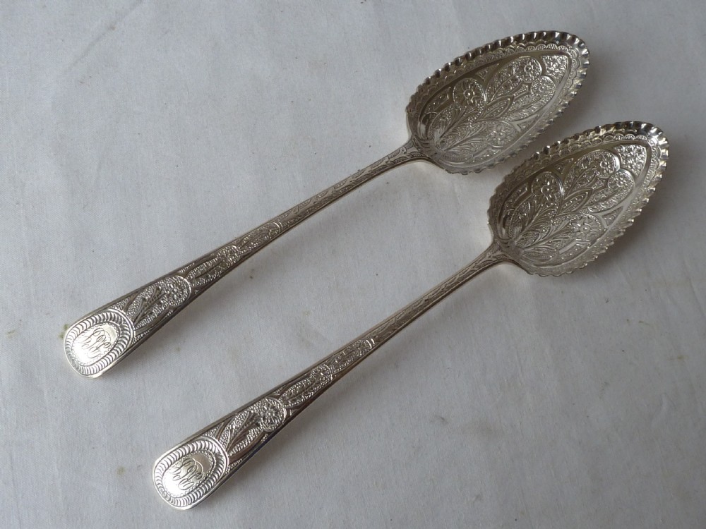 Pair Silver Berry Spoons Boxed Georgian Victorian Serving Table Sterling Hallmarked View VII