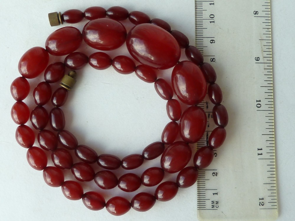 Bakelite Faux Cherry Red Amber Cloudy Bead Necklace 57 Grams  View II