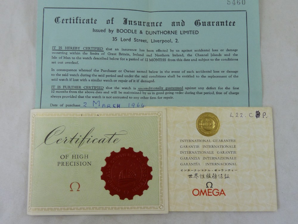 Omega Constellation 18ct Gold Calendar 961 Automatic Wrist Watch Boxed Papers 1961 View II