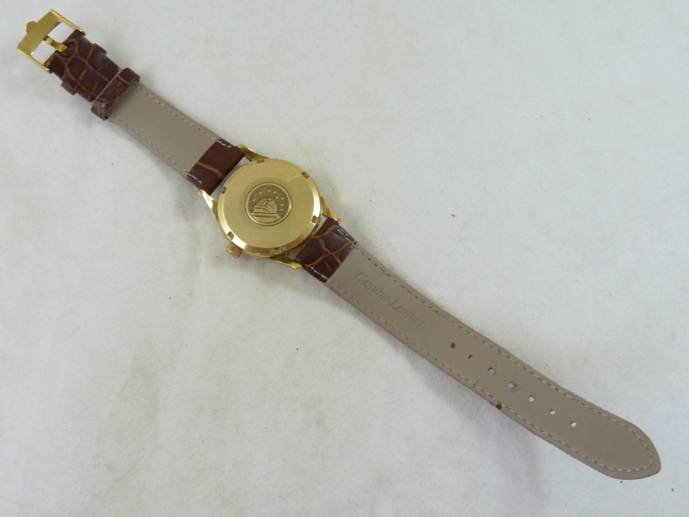 Omega Constellation 18ct Gold Calendar 961 Automatic Wrist Watch Boxed Papers 1961 View VIII