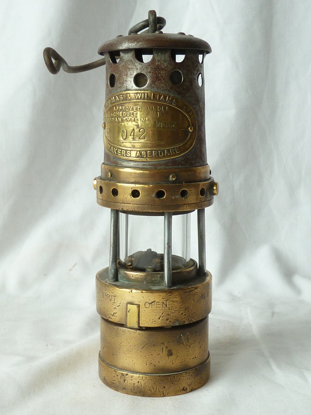 E Thomas and Williams Midget Miners Gas Testing Lamp Brass ET&W View II