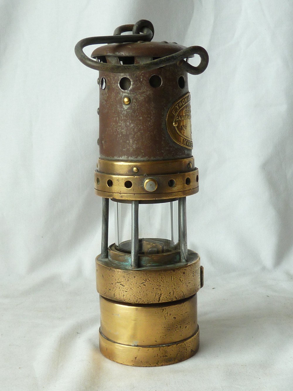 E Thomas and Williams Midget Miners Gas Testing Lamp Brass ET&W View IV