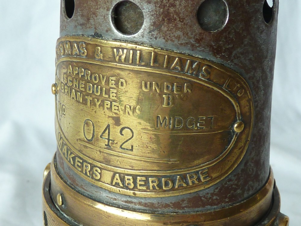 E Thomas and Williams Midget Miners Gas Testing Lamp Brass ET&W View V