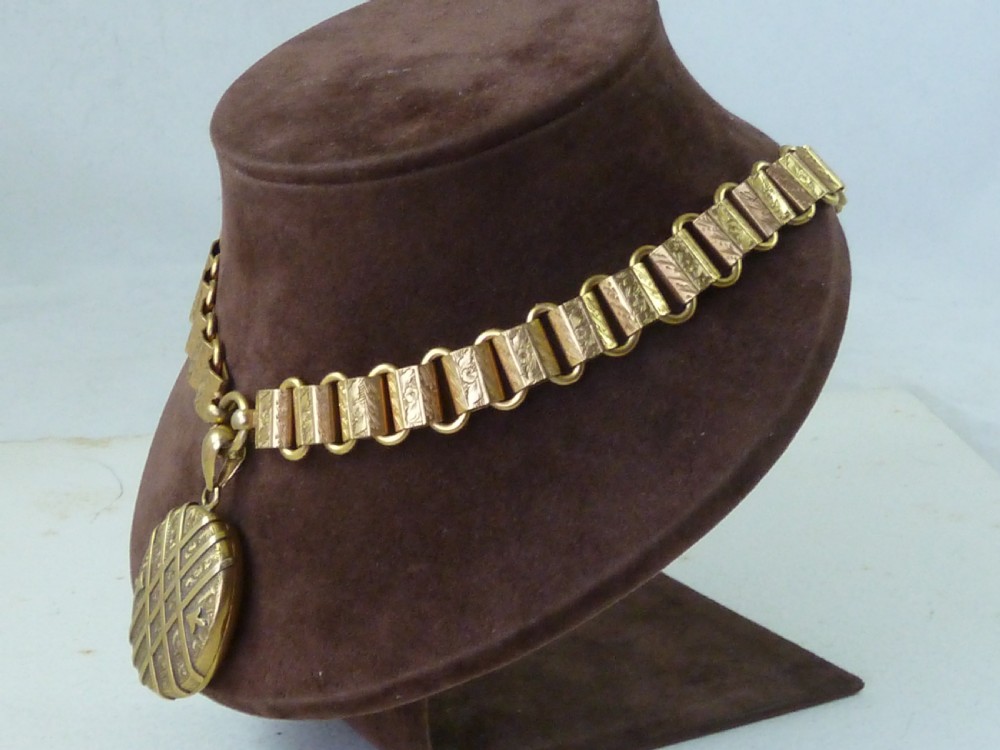 Victorian Gilt Metal Locket Collar Book Chain Photo Locket Necklace Gold Plated View II