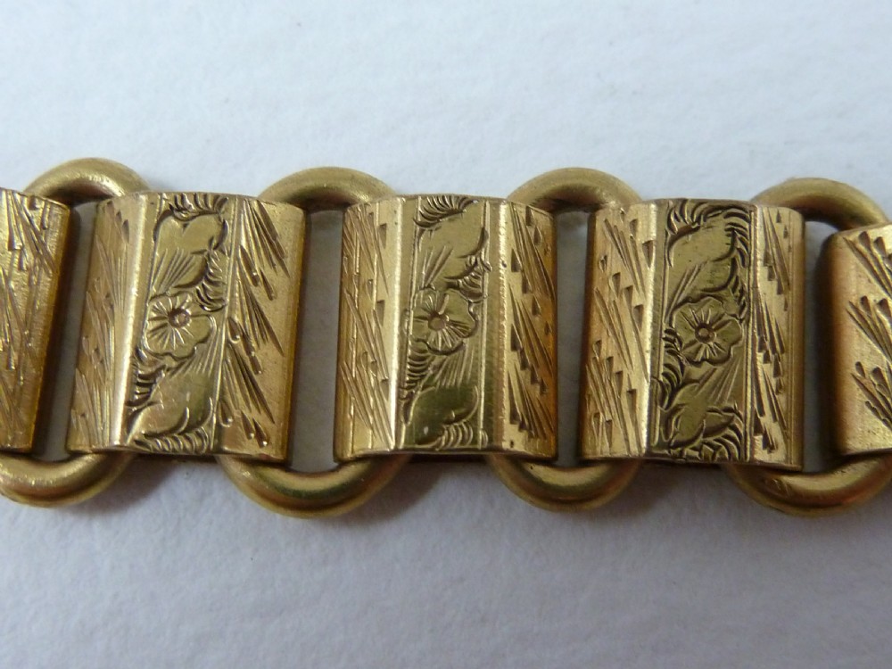 Victorian Gilt Metal Locket Collar Book Chain Photo Locket Necklace Gold Plated View IX