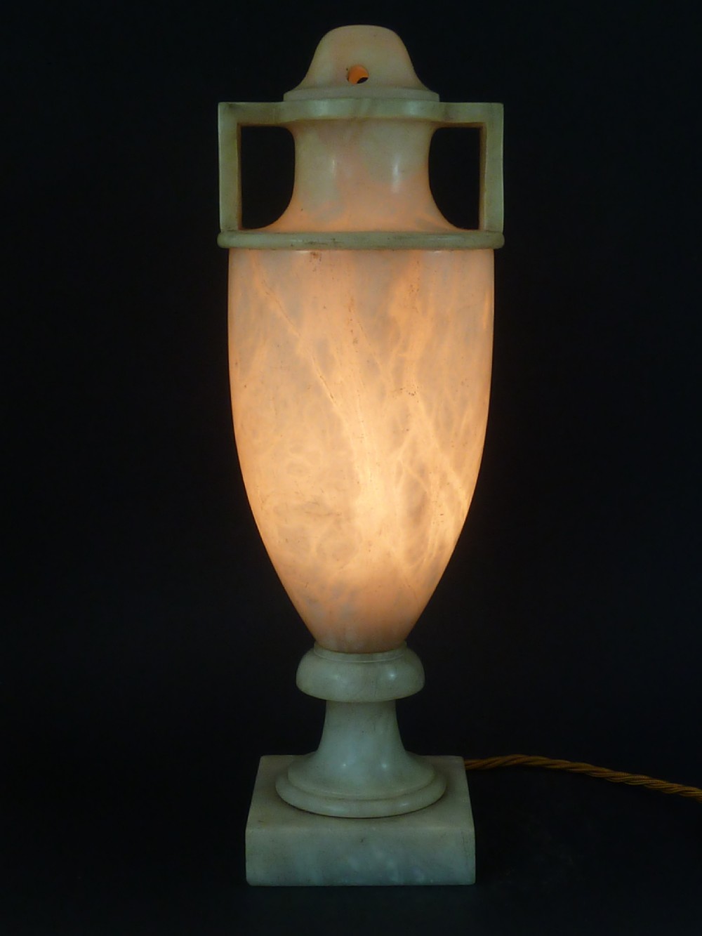 Neoclassical Alabaster Urn Vase Table Lamp Art Deco Period View IV