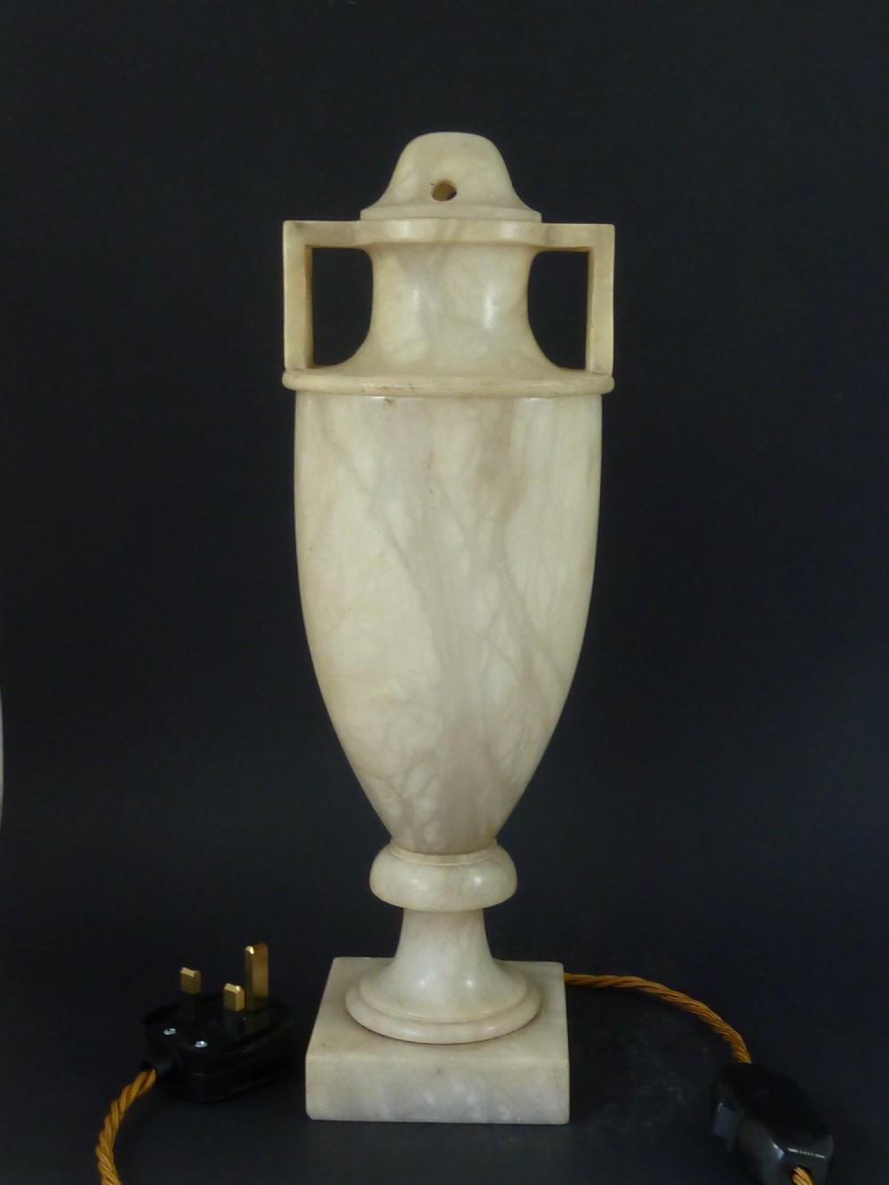 Neoclassical Alabaster Urn Vase Table Lamp Art Deco Period View V