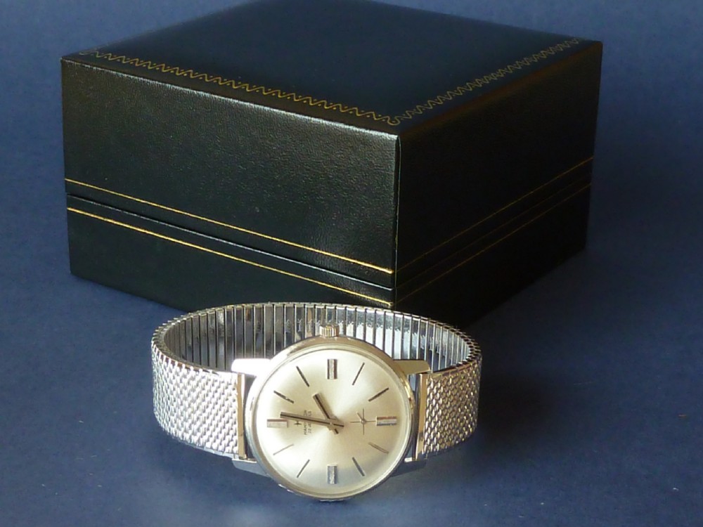 HAMILTON solid 14KT White Gold wrist watch 22 jewel manual mechanical View X