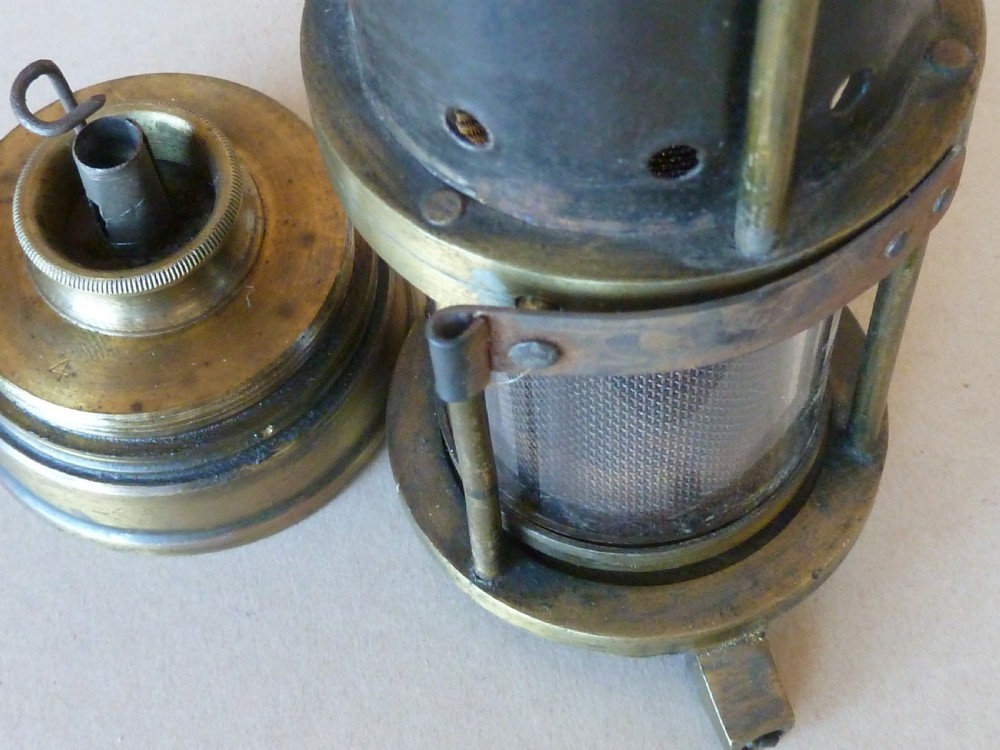 E Thomas & Williams Aberdare Jack Davy Miners Gas Testing Gauze Flame Safety Lamp View VIII