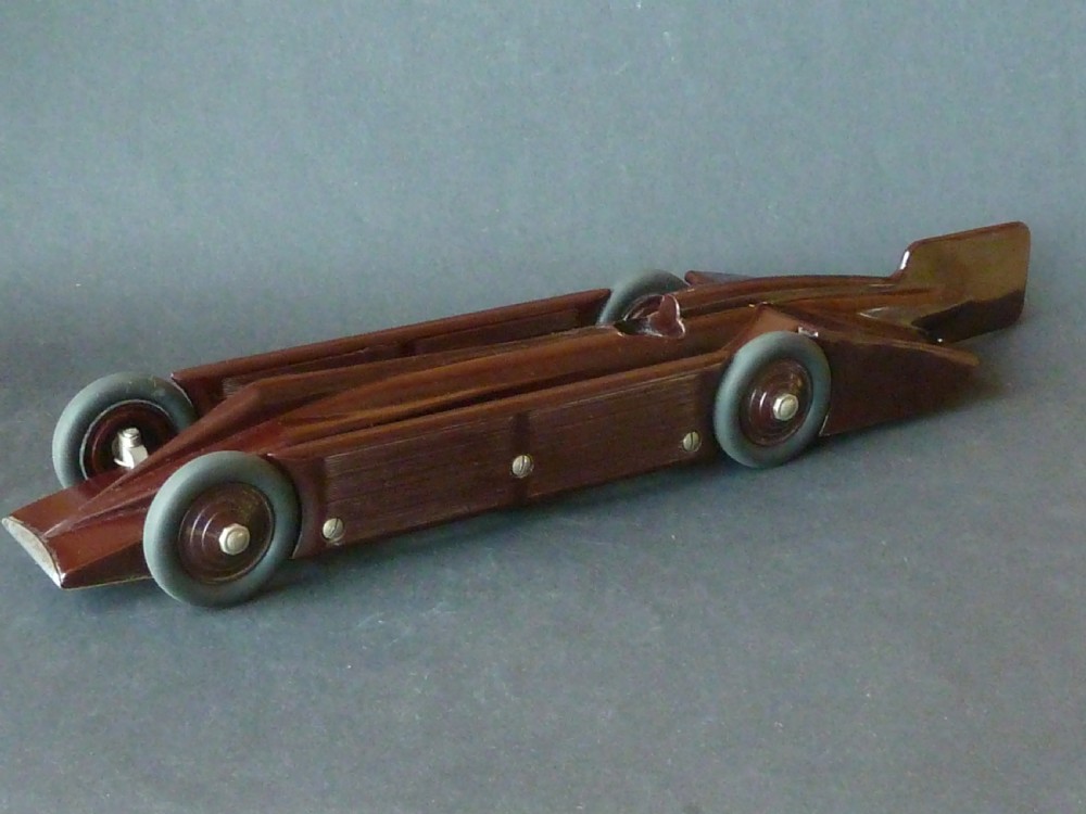 Golden Arrow Land Speed Record Bakelite clockwork toy by A.G.Ltd Patented 1929 View II