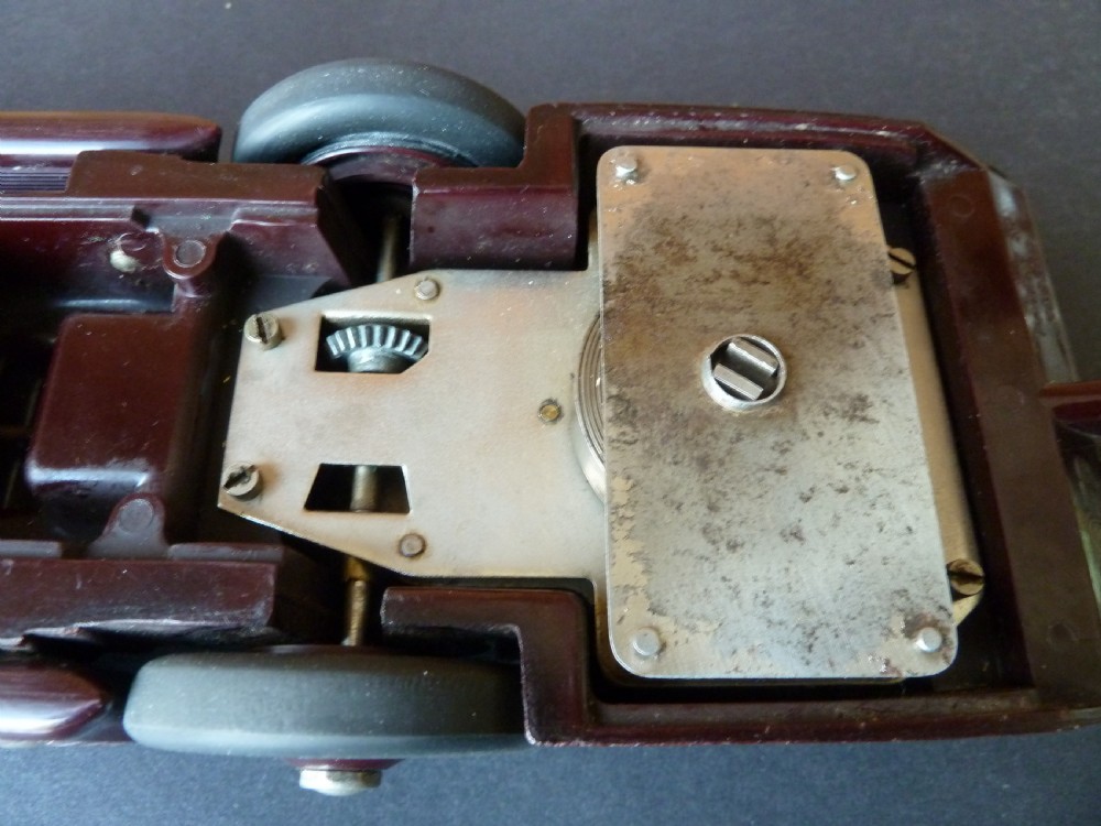 Golden Arrow Land Speed Record Bakelite clockwork toy by A.G.Ltd Patented 1929 View X
