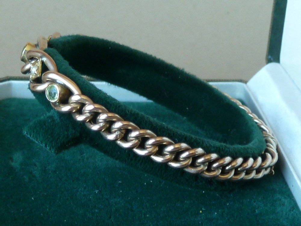 14 Carat Gold Peridot Pearl Curb Link Chain Bracelet 9g View IV