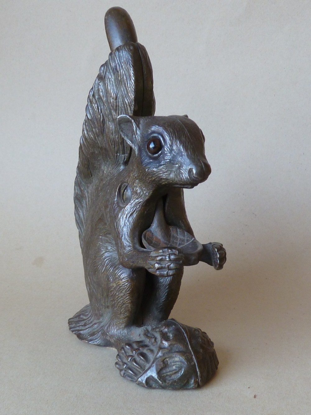 English Squirrel Nutcracker Cast Iron Figural Novelty View IX