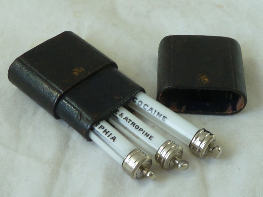 Apomorphia Morphine & Atropine Cocaine Drug Vials Storage View VI