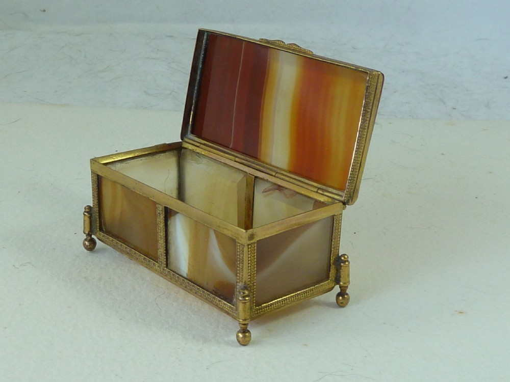 Miniature Banded Carnelian Agate Hardstone Box Gilt Brass Ormolu Trinket Jewellery View II