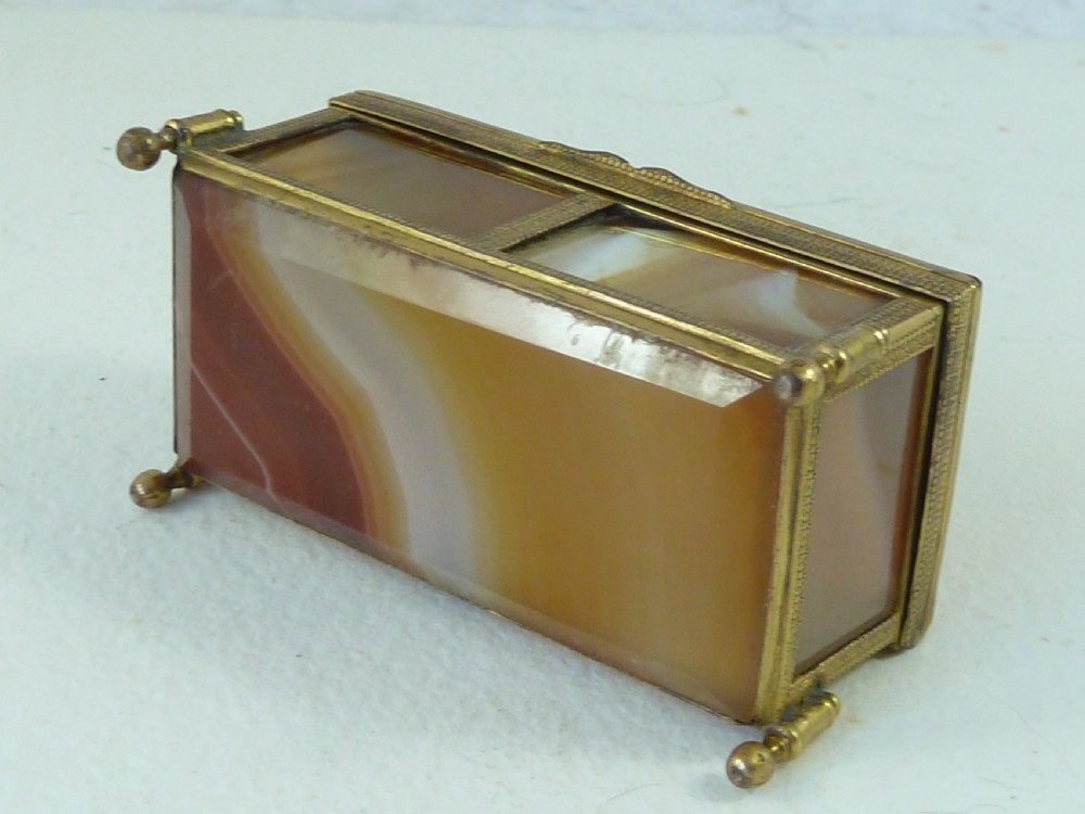 Miniature Banded Carnelian Agate Hardstone Box Gilt Brass Ormolu Trinket Jewellery View V