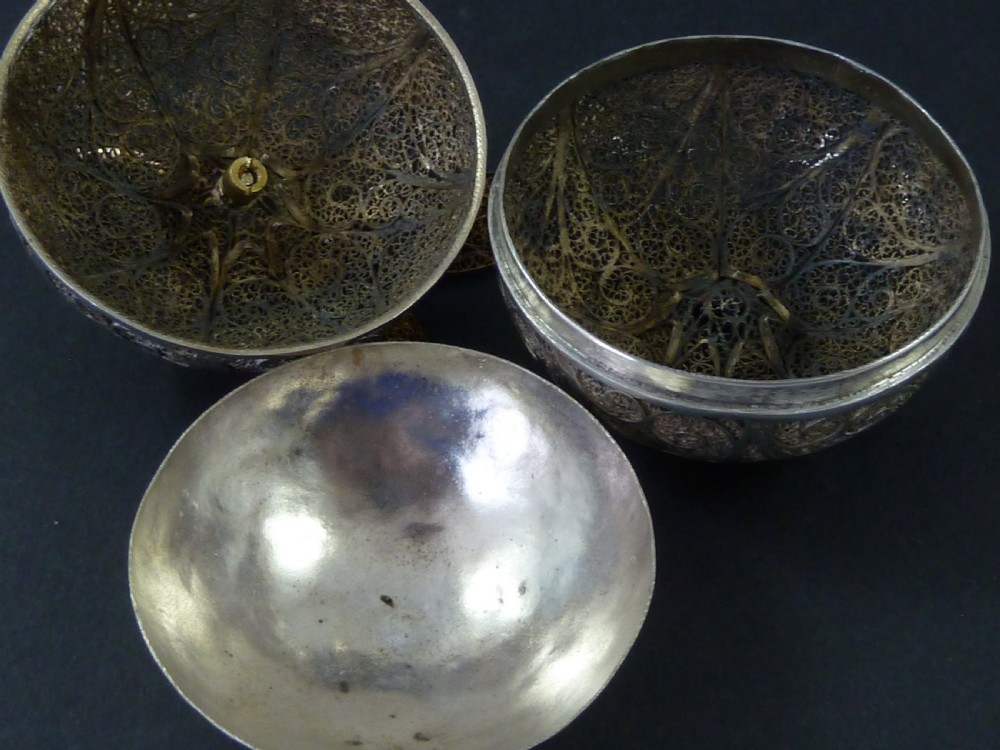 Silver Filigree Apple Shaped Box Tunisia Moor Marked 800 View III