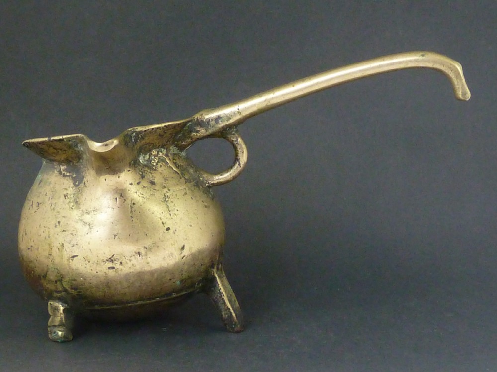 Small Medieval Bronze Posnet Cauldron Skillet Kitchen Tripod Pan English Down Hearth Cooking 