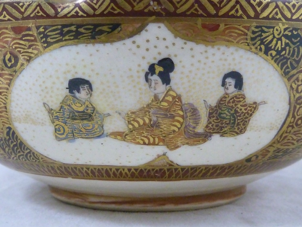 Japanese Satsuma Meiji Pottery Bowl Marked Signed Boxed Processio View V