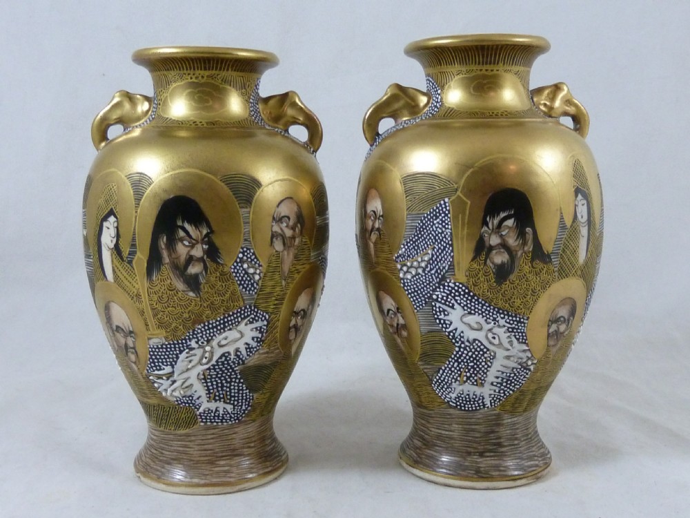 Japanese Satsuma Meiji Period Pottery Pair Vases Signed Hododa Boxed Gods Dragon View V