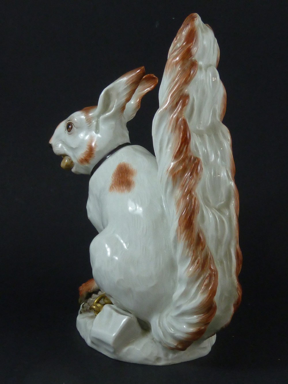 Meissen Porcelain Squirrel J.J. Kaendler Johann Joachim View V