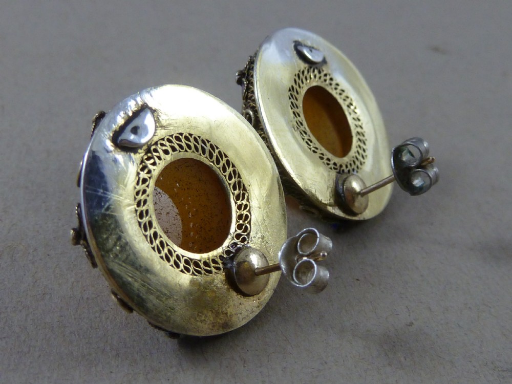 Chinese Silver Gilt Filigree Enamel Cabochon Carnelian Bracelet Brooch Earrings Demi Parure View V