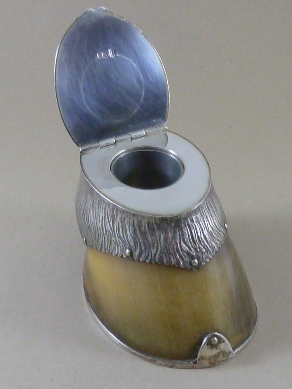 Victorian Horse Hoof Hallmarked Solid Silver Mount Inkstand Dervish 1923 Taxidermy Inkwell View III