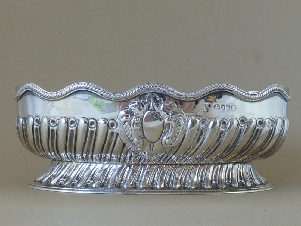 Victorian 1882 Hallmarked Silver Bowl Miniature Monteith Sterling Small Oval View III