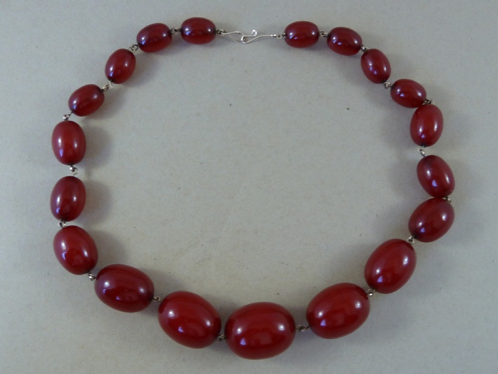 66g Bakelite Faux Cherry Red Amber Cloudy Bead Necklace View II
