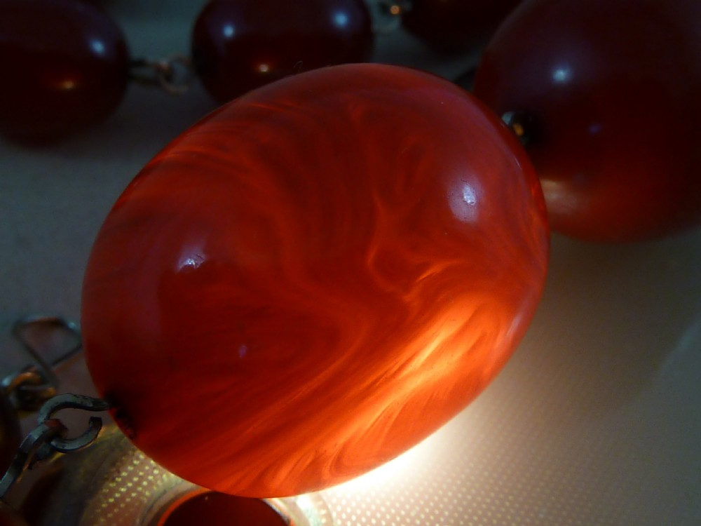 66g Bakelite Faux Cherry Red Amber Cloudy Bead Necklace View V