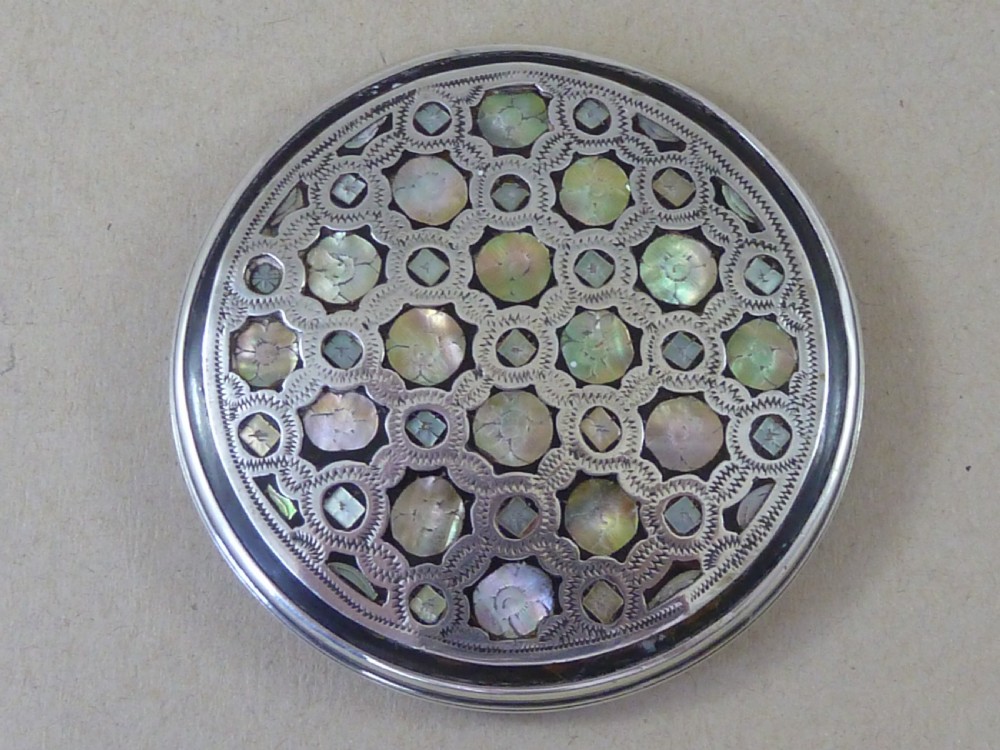 Silver Pique Faux Tortoiseshell Mother of Pearl Patch Box View VI