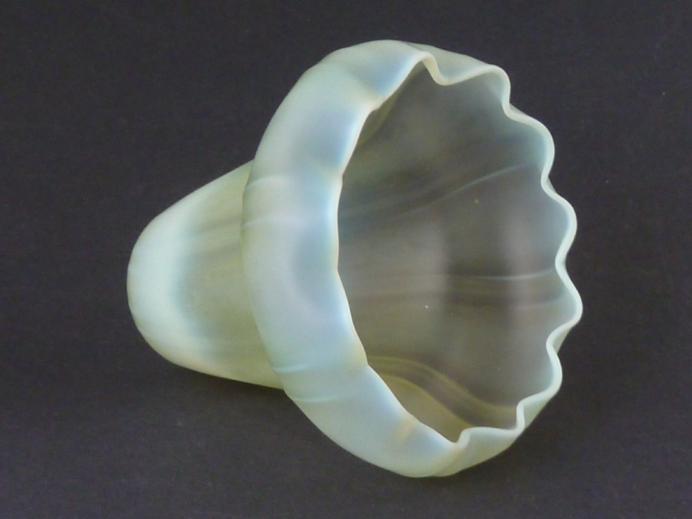 Set 4 Vaseline Lamp Shade Art Nouveau Glass Electric Fitting Ceiling Light Antique BC B22 Bulb View IV
