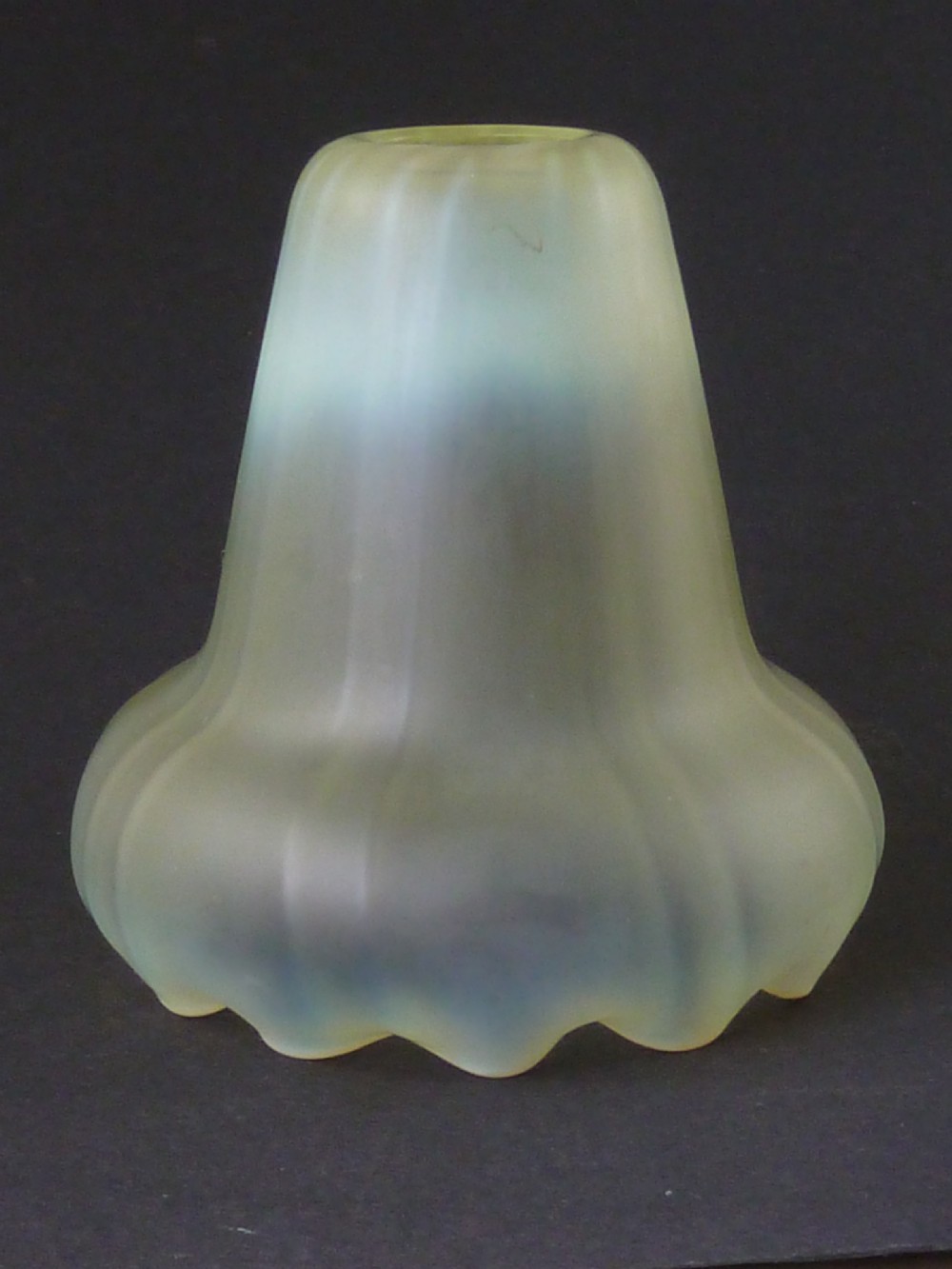 Set 4 Vaseline Lamp Shade Art Nouveau Glass Electric Fitting Ceiling Light Antique BC B22 Bulb View V