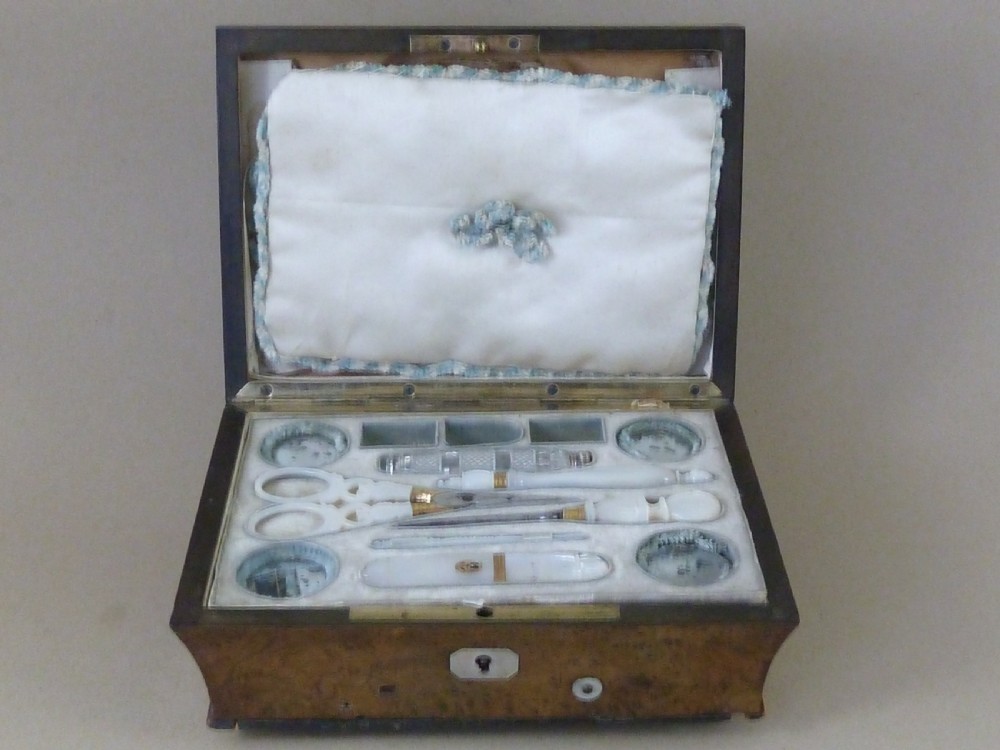 Palais Royal MOP Shell Scissors Needle Sewing Musical Box French Etui Mother of Pearl Antique